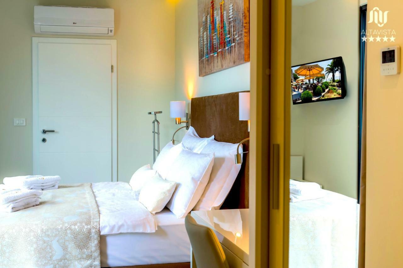 Villa Altavista - Seaview & Relax With Heated Pool & Minigolf أوباتيا المظهر الخارجي الصورة
