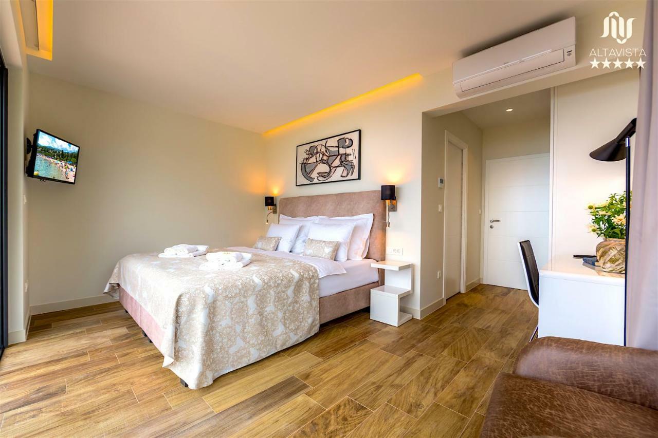 Villa Altavista - Seaview & Relax With Heated Pool & Minigolf أوباتيا المظهر الخارجي الصورة