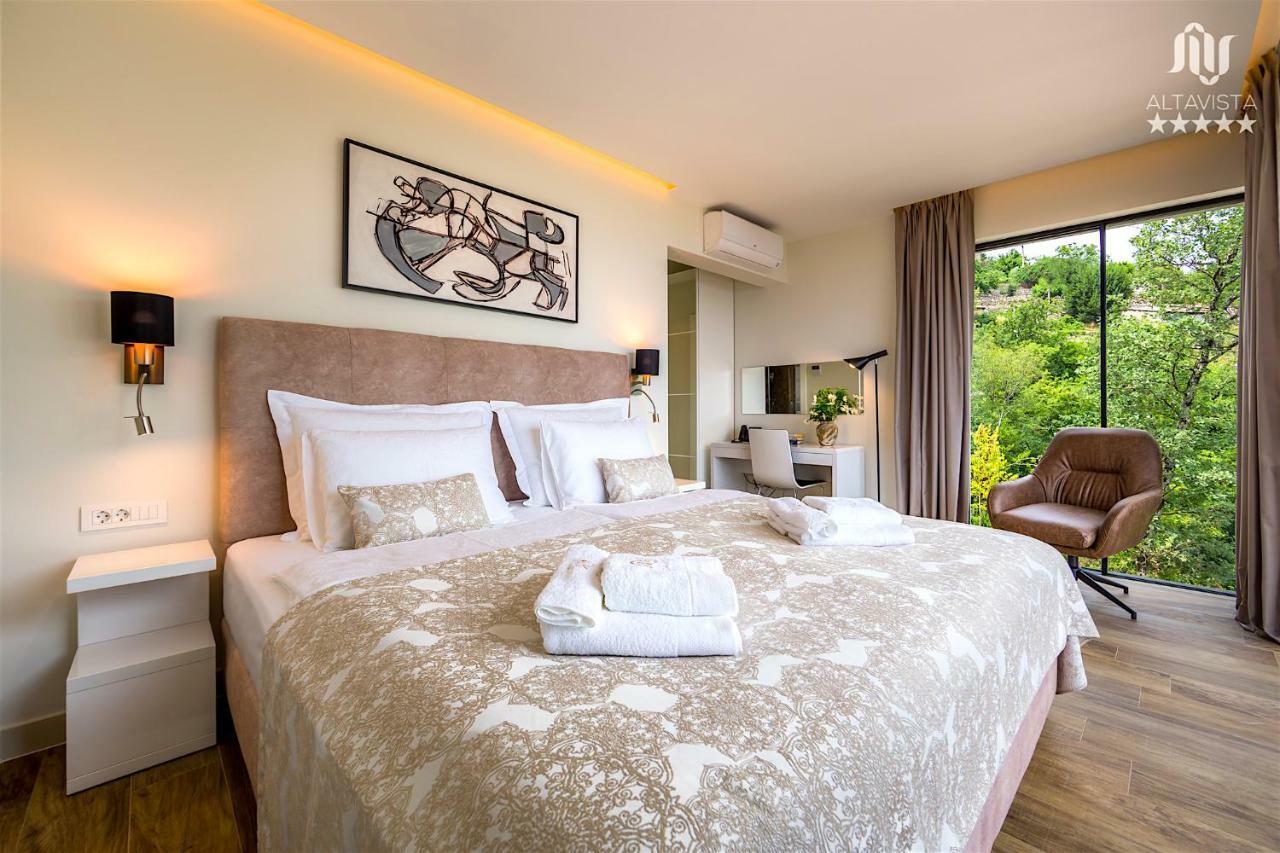 Villa Altavista - Seaview & Relax With Heated Pool & Minigolf أوباتيا المظهر الخارجي الصورة