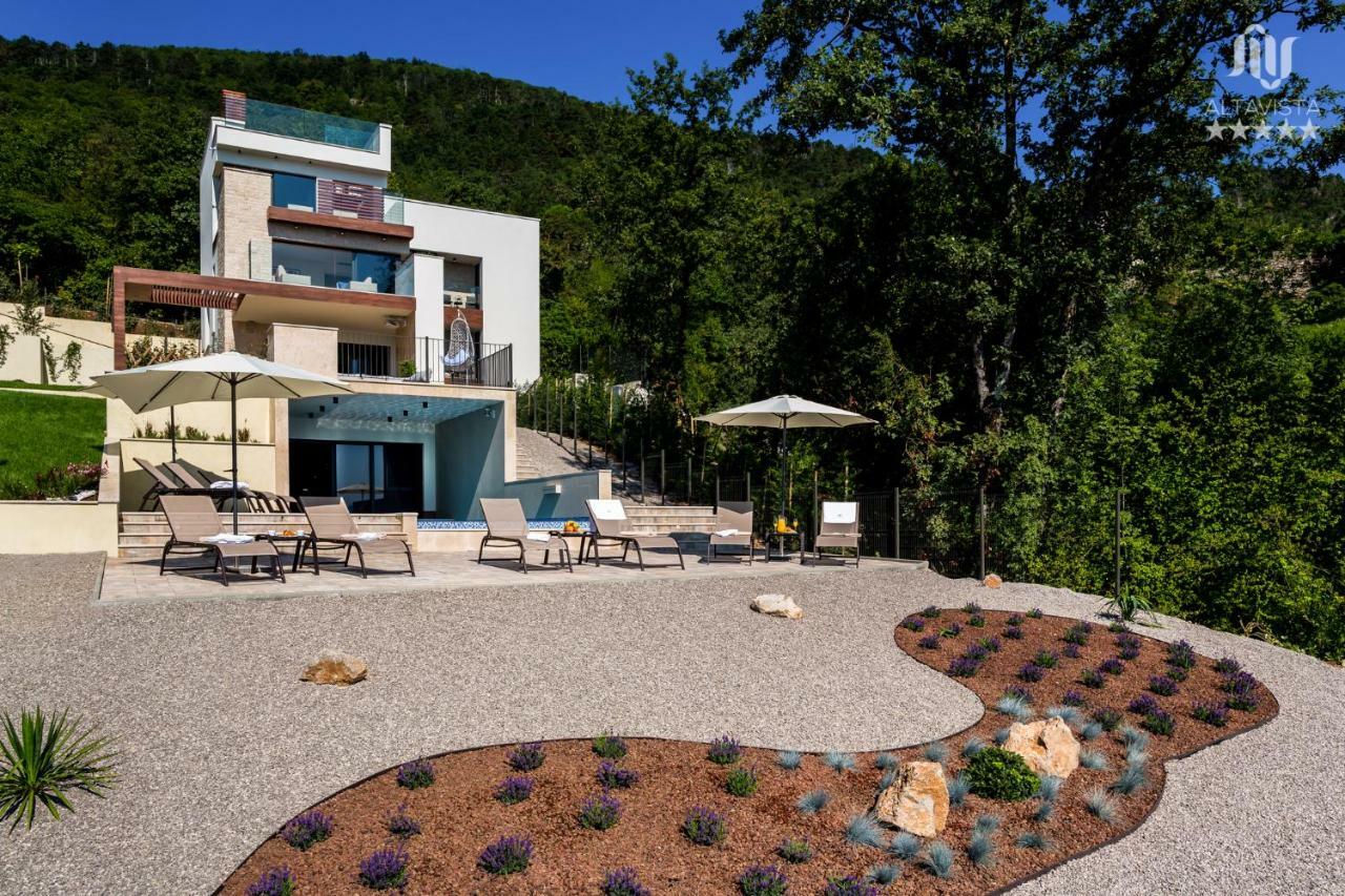 Villa Altavista - Seaview & Relax With Heated Pool & Minigolf أوباتيا المظهر الخارجي الصورة