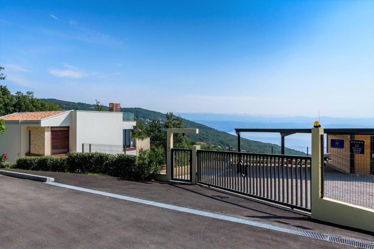 Villa Altavista - Seaview & Relax With Heated Pool & Minigolf أوباتيا المظهر الخارجي الصورة